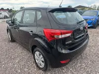 Gebraucht Hyundai ix20 125 PS (91 kW) 2013 Schwarz Kleinwagen