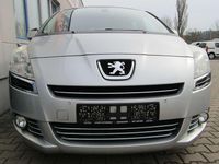 Gebraucht Peugeot 5008 Business-Line 114 PS (83 kW) 2013 Aluminiumgrau/metallic Van / Kleinbus