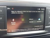 Gebraucht Opel Vivaro 120 PS (88 kW) 2023 Casabl/arctic/eisweiss/kaolin Van / Kleinbus