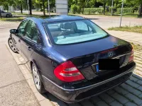 Gebraucht Mercedes E500 Avantgarde 306 PS (225 kW) 2002 Blau Limousine