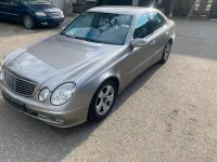 Używany Mercedes E320 Avantgarde 224 KM (164 kW) 2004 Srebrny Sedan/Limuzyna