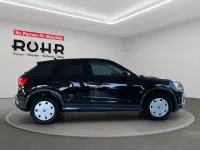 Używany Audi Q2 Advanced 116 KM (85 kW) 2025 Czarny SUV