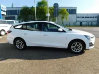 Gebraucht Ford Focus Cool & Connect 120 PS (88 kW) 2022 Frozen white Kombi