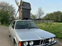 Gebraucht BMW 320 Basis 109 PS (80 kW) 1977 Grau Coupé