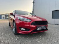 Gebraucht Ford Focus ST-Line 182 PS (133 kW) 2018 Rot Limousine