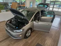 Gebraucht VW Golf Sportsvan 150 PS (110 kW) 2016 Tungstensilber metallic Van / Kleinbus