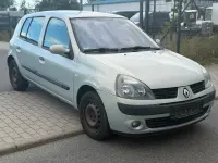 Gebraucht Renault Clio 75 PS (55 kW) 2005 Silber Kleinwagen