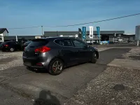 Gebraucht Kia Ceed 126 PS (92 kW) 2014 Grau Kleinwagen