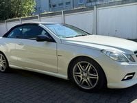 Gebraucht Mercedes E350 AMG 231 PS (169 kW) 2011 Weiß Cabrio