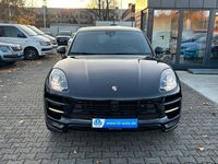 Gebraucht Porsche Macan Turbo 400 PS (294 kW) 2015 Tiefschwarz (metallic) SUV