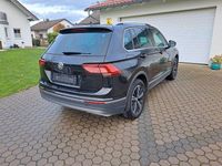 Gebraucht VW Tiguan Highline 239 PS (175 kW) 2019 Deep black perleffekt SUV