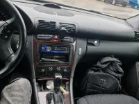 Gebraucht Mercedes C180 149 PS (109 kW) 2003 Silber Limousine