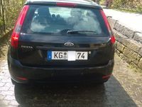 Gebraucht Ford Fiesta 69 PS (50 kW) 2002 Schwarz metallic Kleinwagen