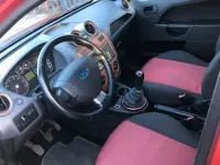 Gebraucht Ford Fiesta 70 PS (51 kW) 2008 Rot Kleinwagen