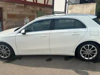 Gebraucht Mercedes A180 136 PS (100 kW) 2019 Weiß Limousine