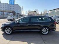 Gebraucht VW Passat Highline 150 PS (110 kW) 2019 Schwarz Kombi