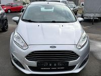 Gebraucht Ford Fiesta Trend 82 PS (60 kW) 2015 Silber Limousine