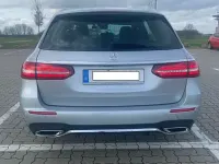 Gebraucht Mercedes E200 AMG 197 PS (144 kW) 2022 Silber Limousine