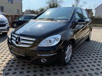 Gebraucht Mercedes B180 116 PS (85 kW) 2010 Schwarz Van / Kleinbus