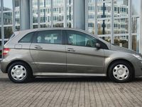 Gebraucht Mercedes B150 95 PS (69 kW) 2005 Grau Van / Kleinbus