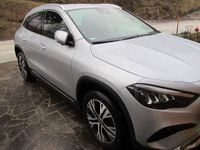 Gebraucht Mercedes GLA220 190 PS (139 kW) 2024 Silber SUV