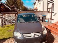 Usata VW Fox 75 CV (55 kW) 2006 Andere farben Utilitaria