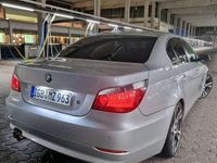 Gebraucht BMW 525 192 PS (141 kW) 2004 Silber Limousine