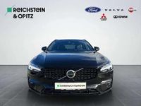 Gebraucht Volvo V90 Ultimate 235 PS (172 kW) 2022 Onyx black (metallic) Kombi