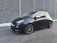 Gebraucht Opel Adam S 150 PS (110 kW) 2016 Schwarz / weiß Kleinwagen