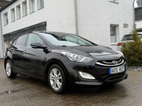 Gebraucht Hyundai i30 Edition 110 PS (80 kW) 2014 Schwarz Limousine