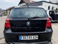 Gebraucht BMW 120 177 PS (130 kW) 2009 Schwarz Kleinwagen