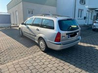 Gebraucht Ford Focus 101 PS (74 kW) 2003 Silber Limousine