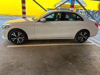 Gebraucht Mercedes C200 136 PS (100 kW) 2016 Weiß Limousine