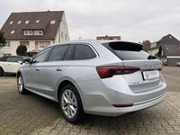 gebraucht Skoda Octavia Combi STYLE