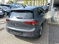 Gebraucht VW Golf VIII Life 116 PS (85 kW) 2023 Grau Limousine