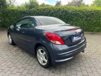 Gebraucht Peugeot 207 CC Allure 120 PS (88 kW) 2014 Blau Cabrio