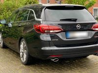 Usata Opel Astra 200 CV (147 kW) 2017 Nero Station wagon