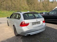 Gebraucht BMW 320 150 PS (110 kW) 2007 Silber Kombi