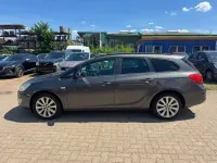 Gebraucht Opel Astra Design Edition 140 PS (102 kW) 2012 Schwarz Kombi