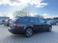 Gebraucht Skoda Octavia Soleil 190 PS (139 kW) 2019 Schwarzmagic perleffekt Kombi