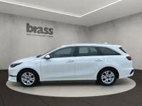 Usado Kia Ceed Vision 140 HP (102 kW) 2025 Branco Citadino