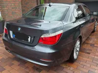 Gebraucht BMW 525 197 PS (144 kW) 2007 Grau Limousine