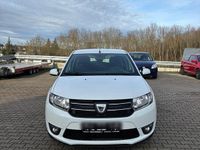 Gebraucht Dacia Sandero 90 PS (66 kW) 2015 Weiß Kleinwagen