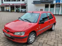 Gebraucht Peugeot 106 60 PS (44 kW) 2003 Rot Kleinwagen