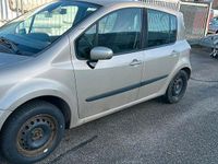 Gebraucht Renault Modus 88 PS (64 kW) 2006 Gold Van / Kleinbus