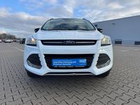 Gebraucht Ford Kuga Trend 150 PS (110 kW) 2016 Weiß SUV