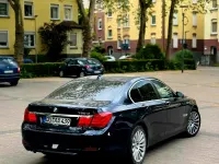 Gebraucht BMW 730 245 PS (180 kW) 2011 Blau Limousine