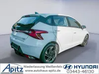 Gebraucht Hyundai i20 101 PS (74 kW) 2023 Weiß Kleinwagen