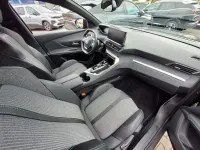 Gebraucht Peugeot 3008 Allure 131 PS (96 kW) 2023 Lackierung platiniumgrau/meta SUV