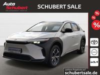 Gebraucht Toyota bZ4X Basis 150 kW (204 PS) 2023 Platinum white pearl mc. SUV